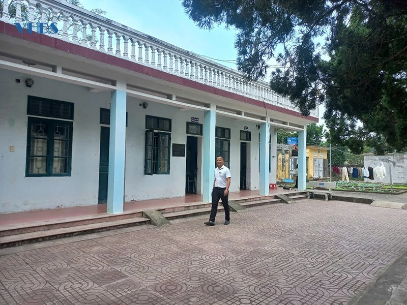 Xã hội hóa kiên cố hóa trường lớp học và nhà công vụ cho giáo viên