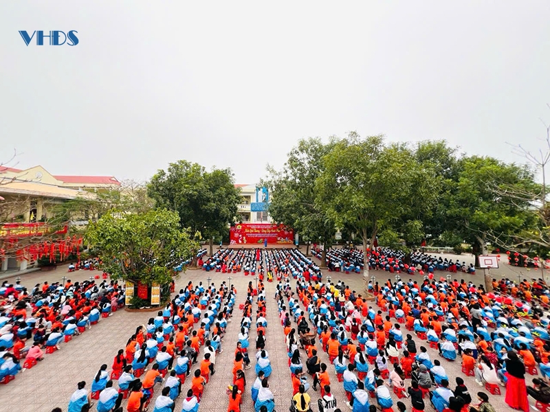 Xuân trong trường học