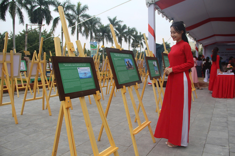 Phấn đấu hoàn thành cao nhất mục tiêu, nhiệm vụ phát triển ngành thông tin và truyền thông