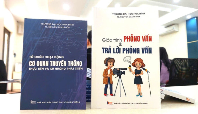 Tiến sỹ Nguyễn Quang Hòa công bố 2 cuốn sách về báo chí và truyền thông
