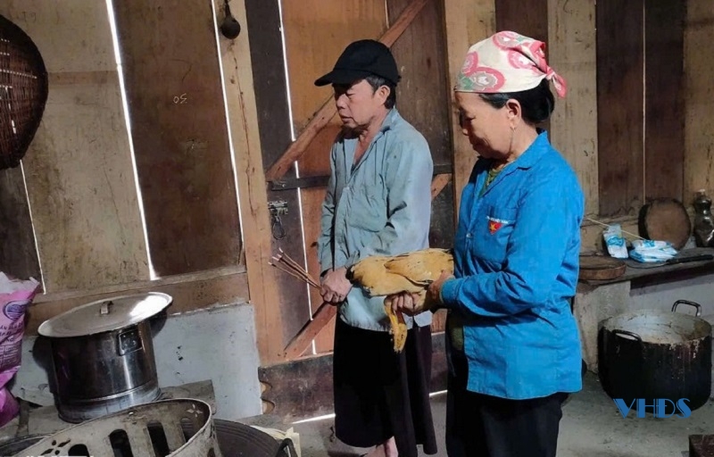 Tết con gà của đồng bào Mông