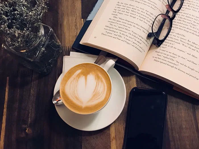 Đừng sống lặng lẽ như một cơn gió thoảng 