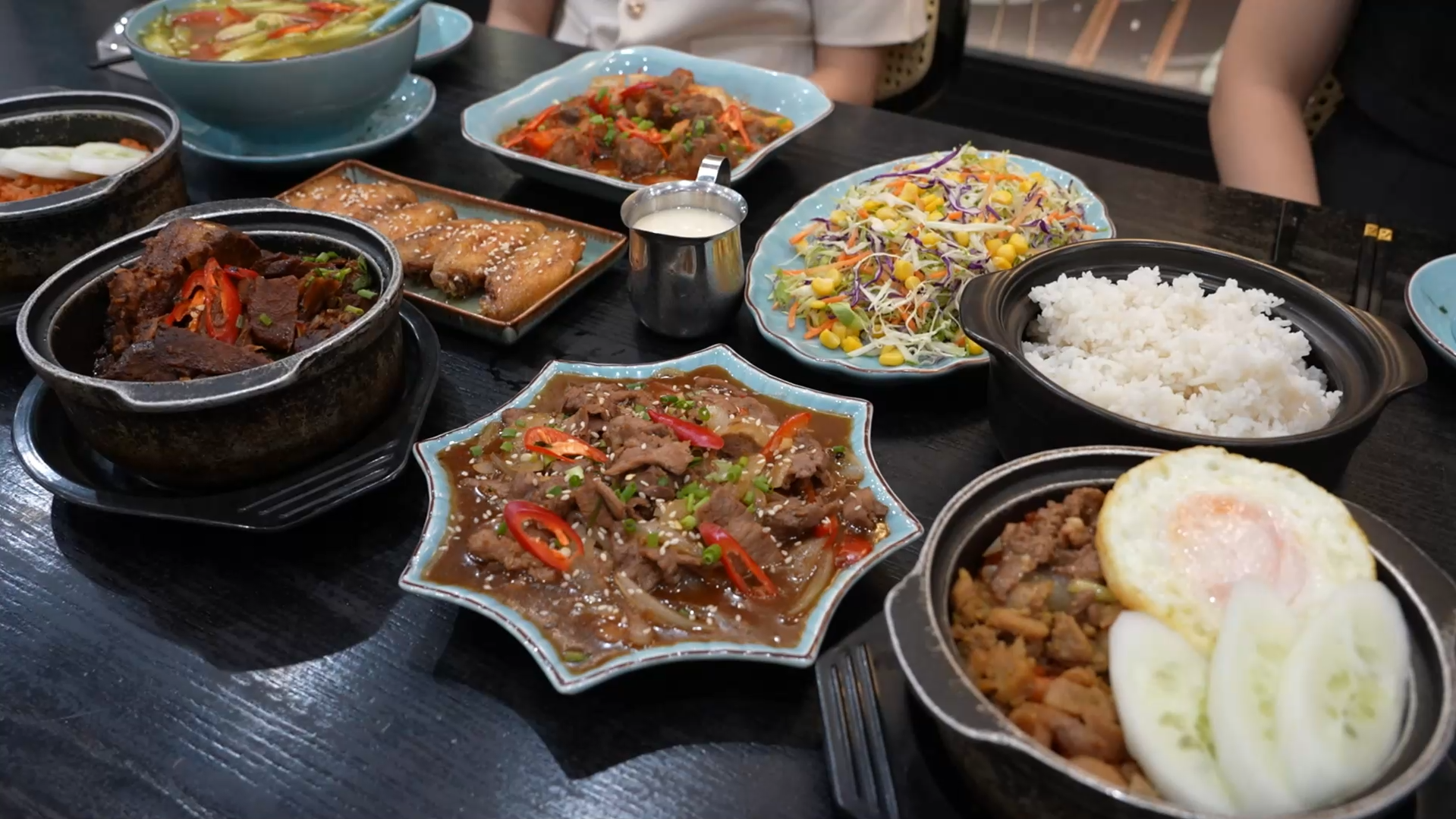 Foodtour Thanh Hóa: Cơm thố Bách Khoa - Hương vị mâm cơm gia đình