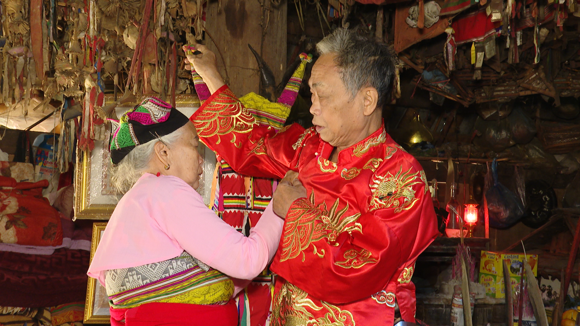 Độc đáo Mo Mường