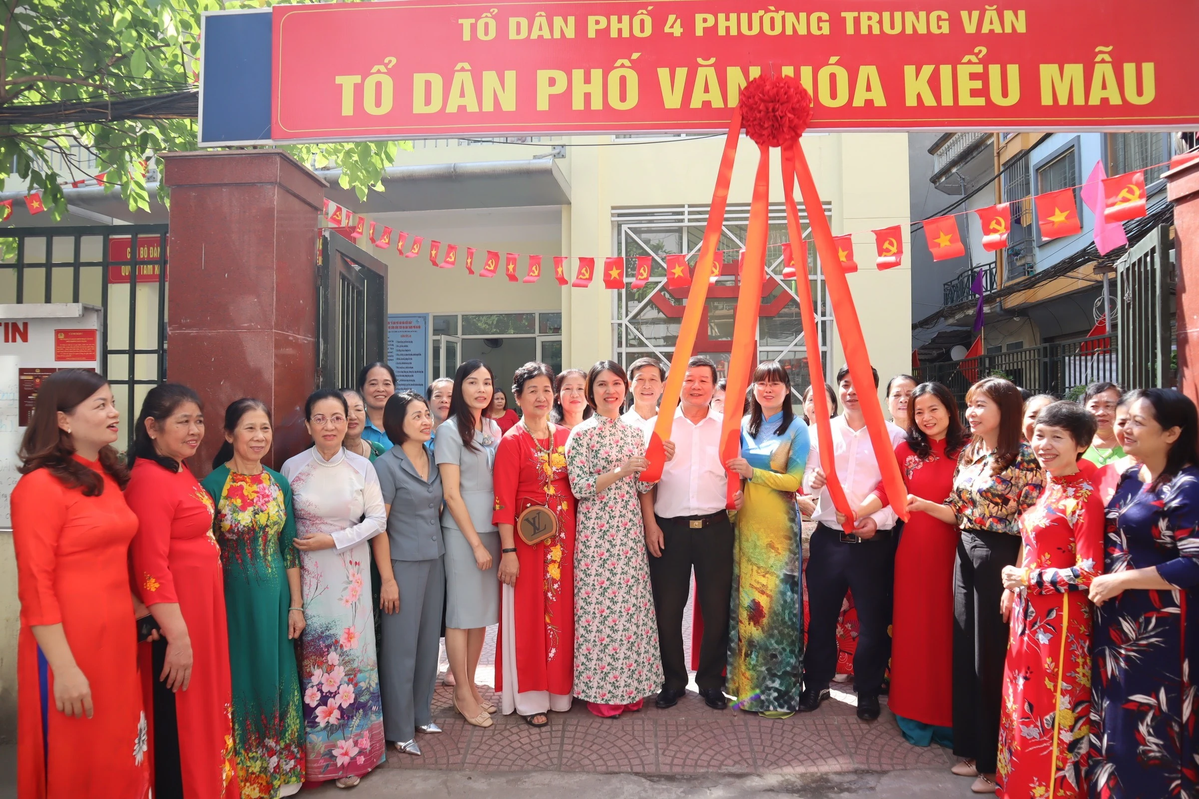 Ngày này năm xưa (4/12): Lời kêu gọi thi đua ái quốc và dấu ấn cải cách ruộng đất