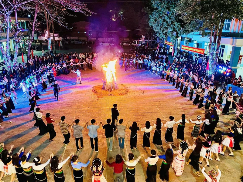 Sắc tết nơi vùng cao (Bài 2): Nét đẹp tết vùng cao xứ Thanh