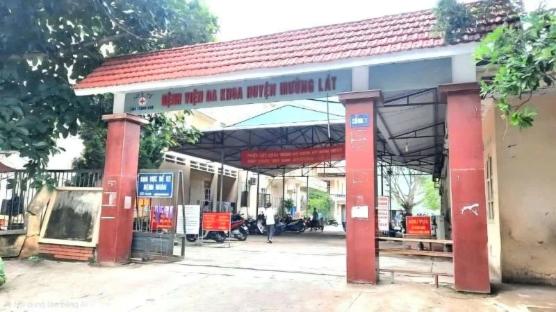 Người bác sĩ vùng biên “gieo” niềm tin cho bản làng