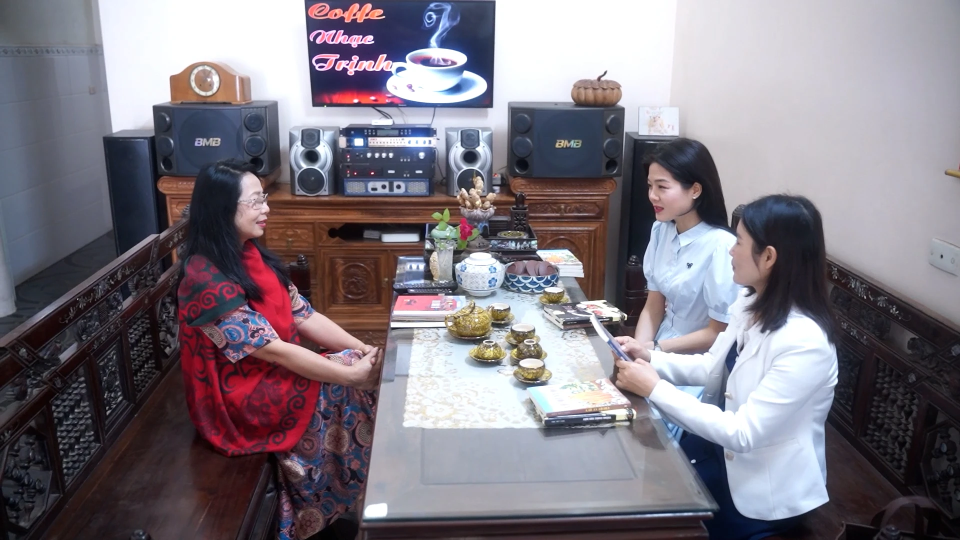 Nhà văn Viên Lan Anh: Khi ký ức hóa thành văn chương