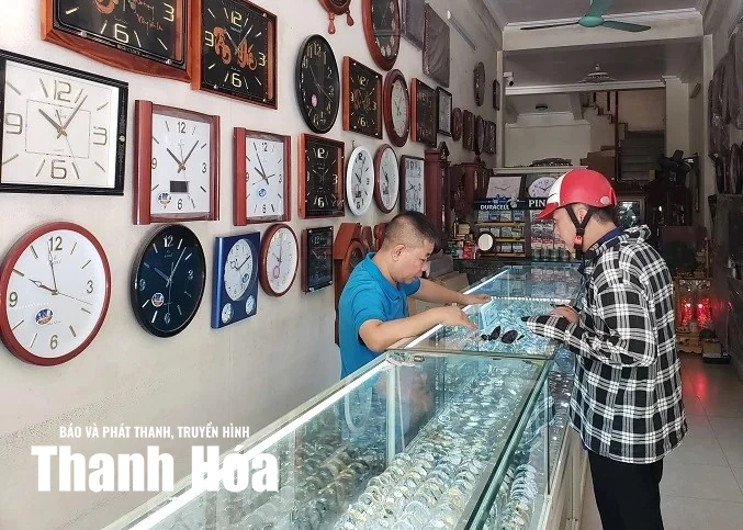 Chuyện nghề vọng giữa phố đông (Bài 2): Phố vẫn vui nhưng nghề xưa đã khác